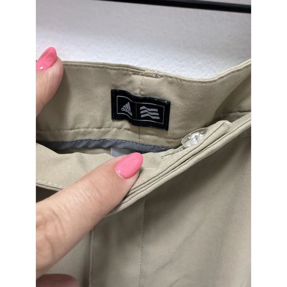 Adidas‎ Golf Shorts Mens 38 Khaki Beige Flat Front Performance Stretch Casual